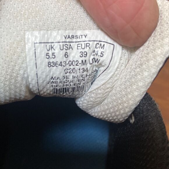 K-Swiss Varsity Black White Low Shoes Sneakers - Picture 9 of 10